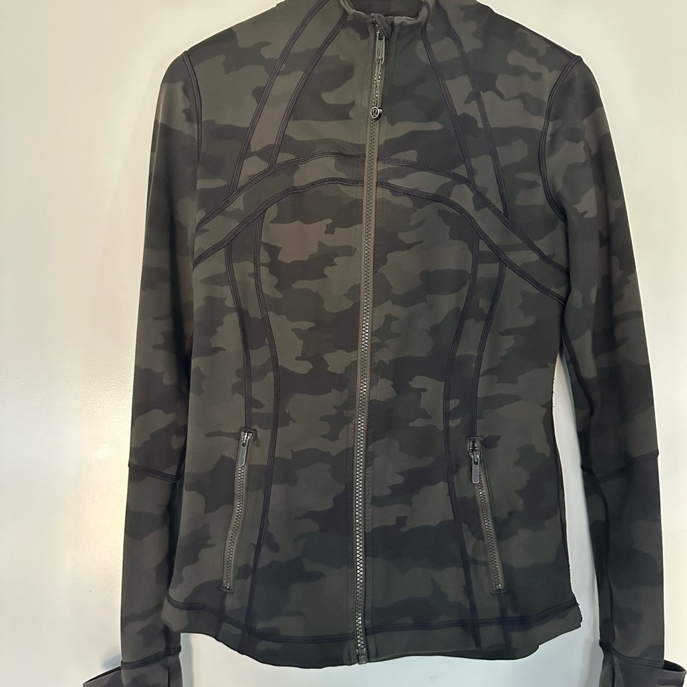 Lululemon Define Zip Jacket. Size 8